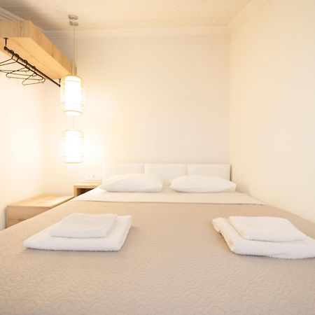 Mystery Suites And Apartments ネイポリ エクステリア 写真