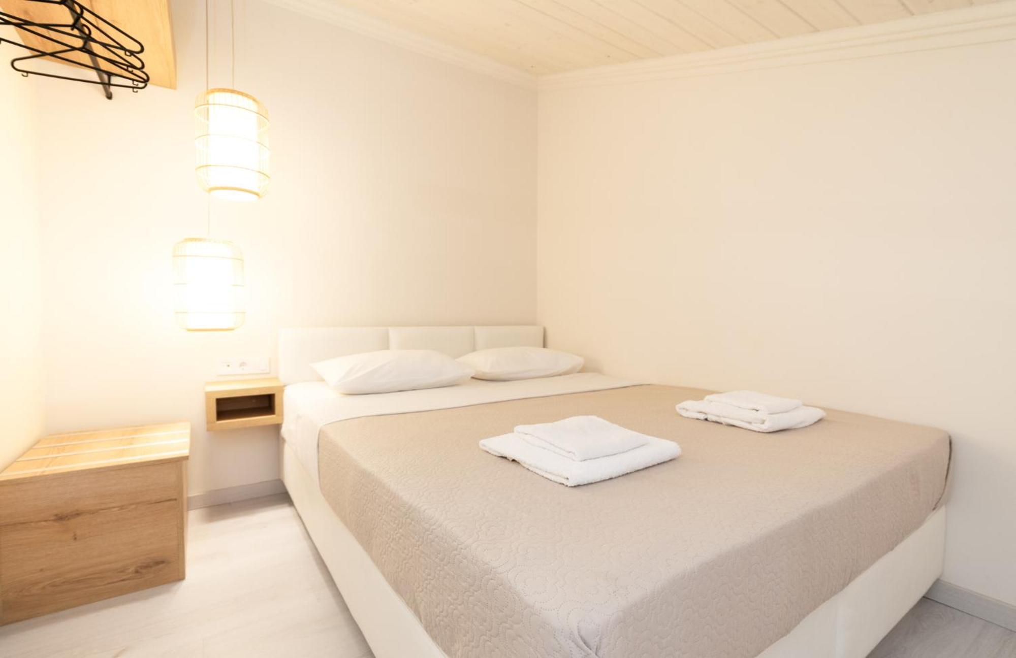 Mystery Suites And Apartments ネイポリ エクステリア 写真