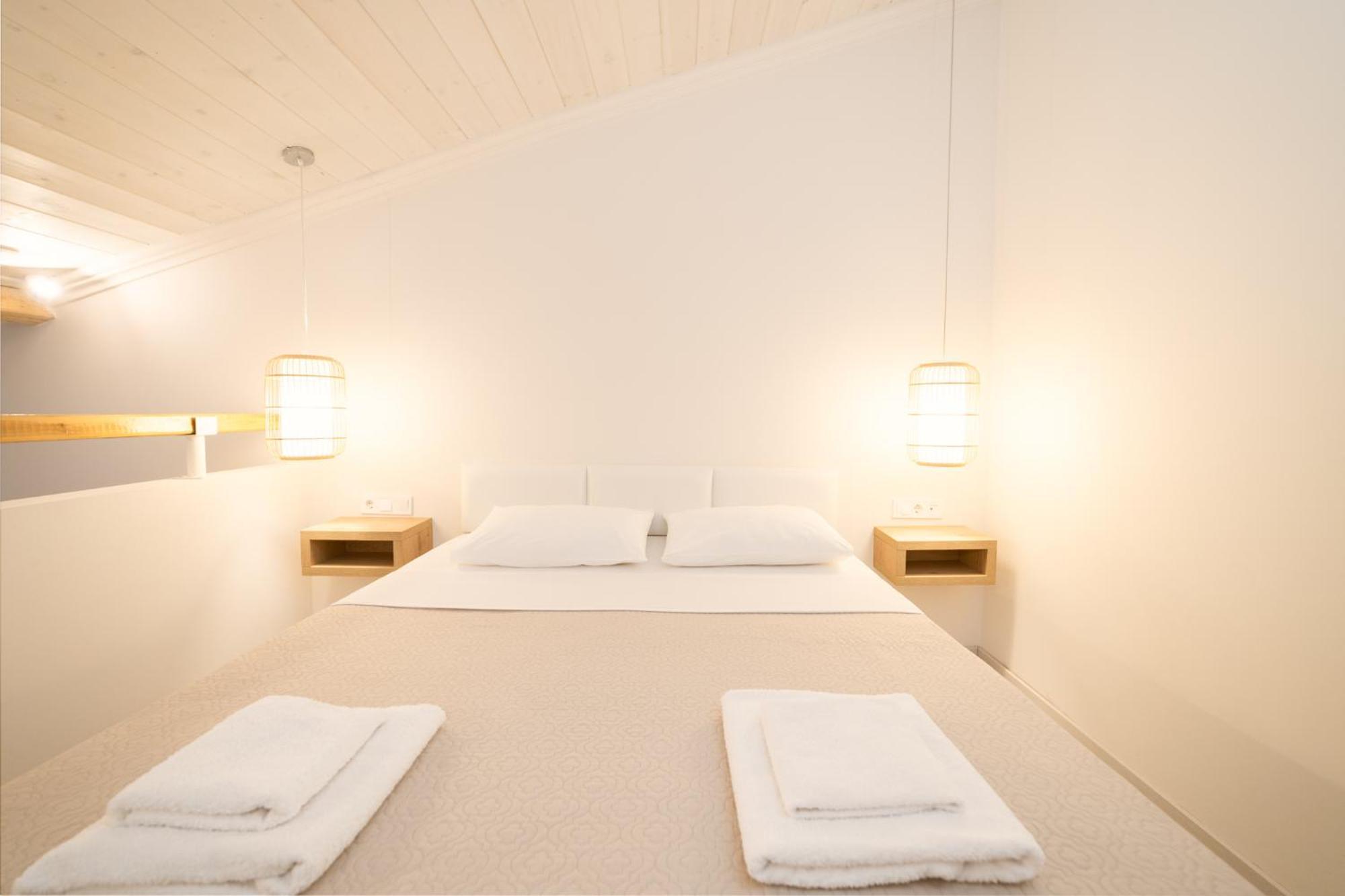 Mystery Suites And Apartments ネイポリ エクステリア 写真