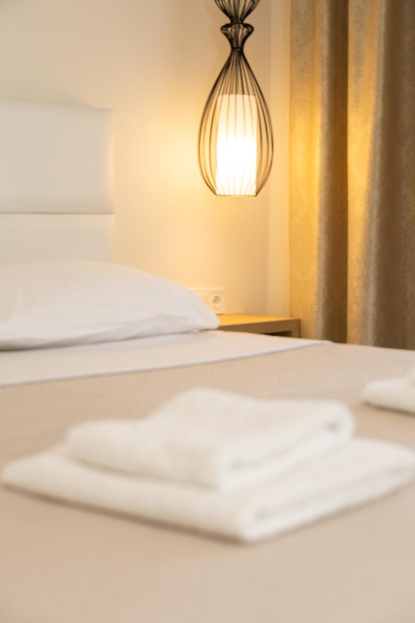 Mystery Suites And Apartments ネイポリ エクステリア 写真