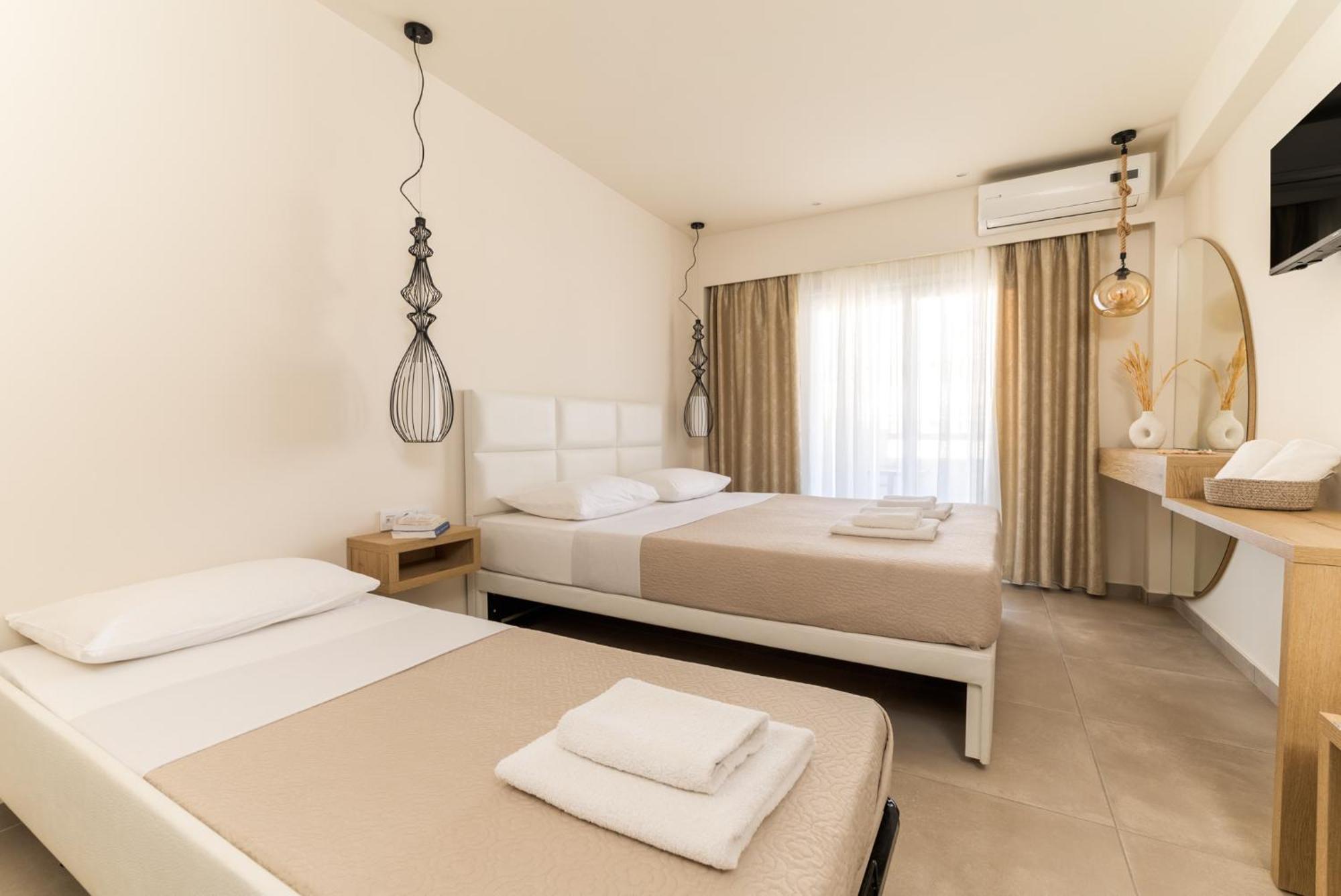 Mystery Suites And Apartments ネイポリ エクステリア 写真