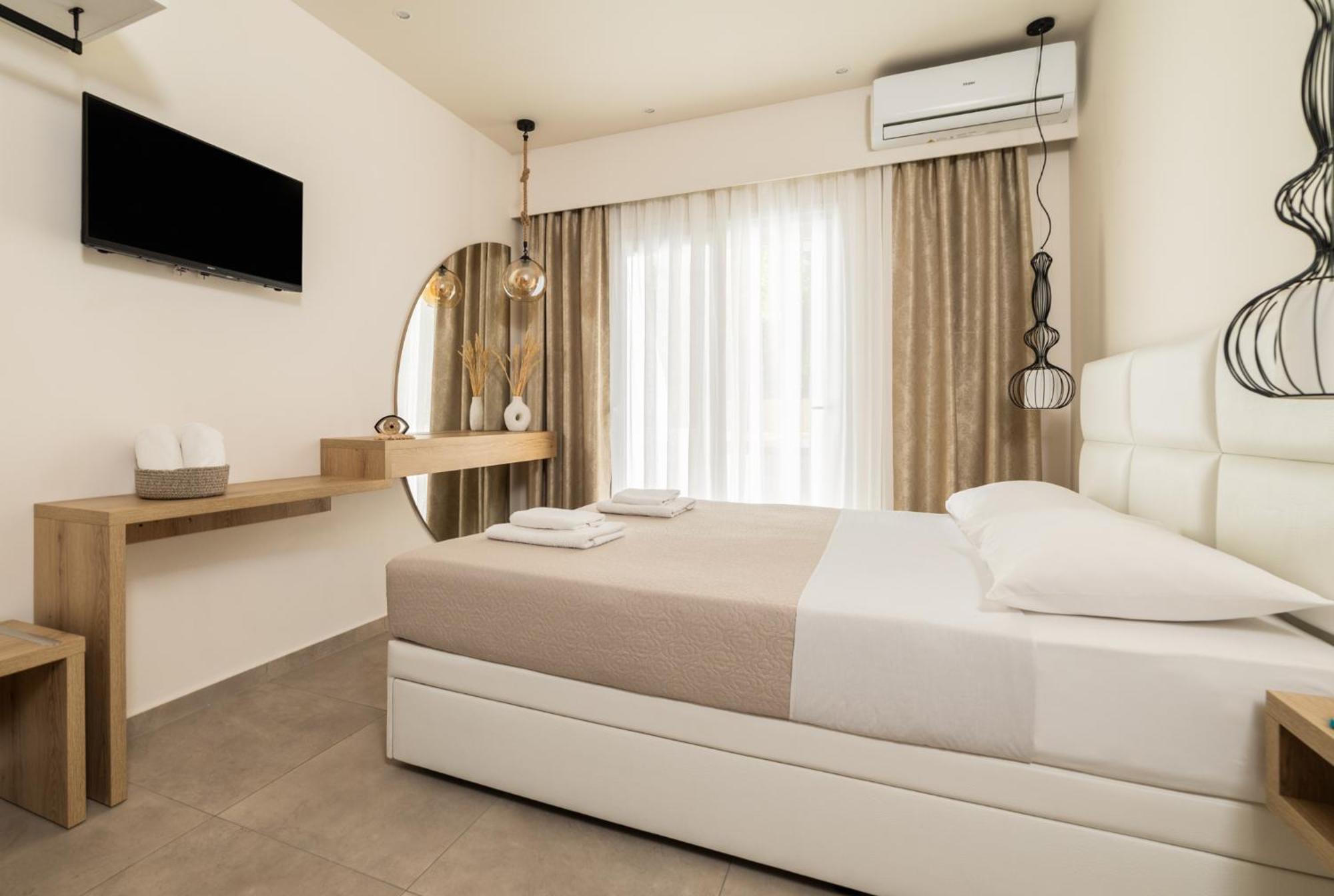 Mystery Suites And Apartments ネイポリ エクステリア 写真